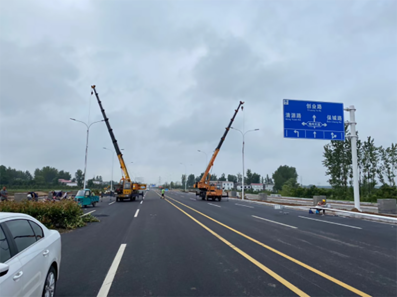 河南駐馬店 13米市電路燈 河南駐馬店 13米市電路燈